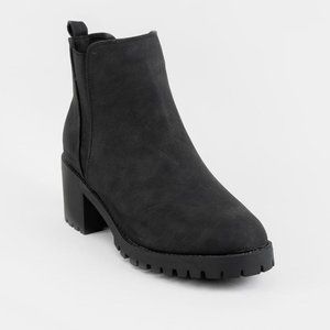 Desire Lace less Lug Black Combat Boot